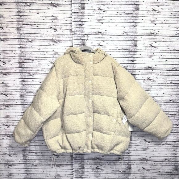 Good American Faux Shearling Cocoon Hooded Puffer Coat - Picture 3 of 12